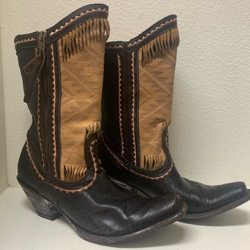 ISO ‼️ ISO ‼️ Old Gringo Yippee Ki Yay boots size 7.5 or 8 ‼️